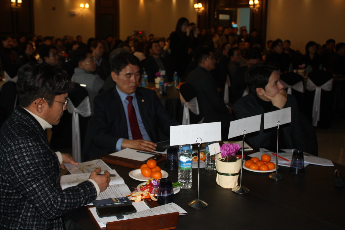 해룡면 박계수, 김영진, 박종호 의원이 시민과의 대화에 참석해 있다